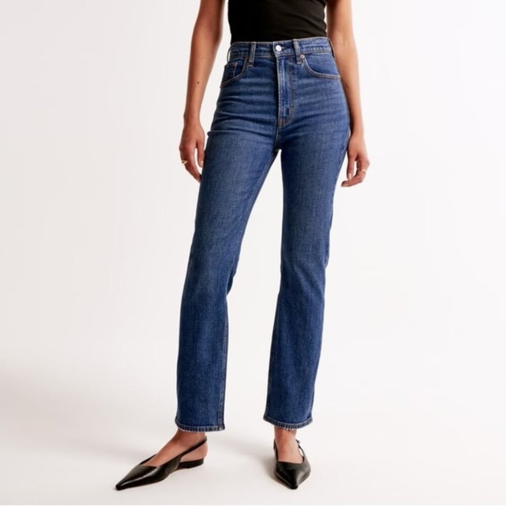 Abercrombie & Fitch The Ankle Straight Ultra High Rise Jeans in 8 Short